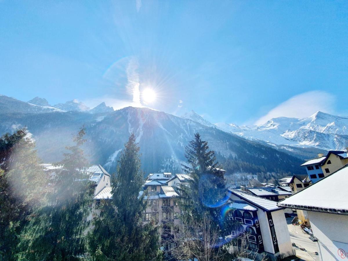 La Riviere Vue Mont Blanc Chamonix Exterior foto